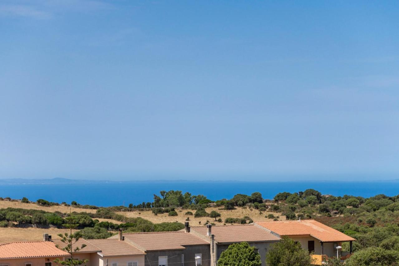 Sardegna Appartamenti, Via Sedini Trinità dʼAgultu Eksteriør bilde